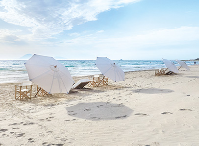 12-exclusive-moments-at-the-blue-flag-awarded-beach-in-grecotel-riviera-olympia